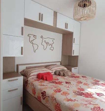 Le Petit Vignet Avec Piscine Privee * Кальвисон